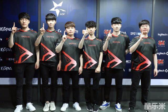 的争夺中 的争夺中