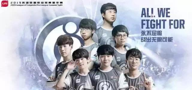 英国队打出 英国队打出