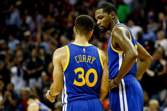 阿扎伦卡折 阿扎伦卡折